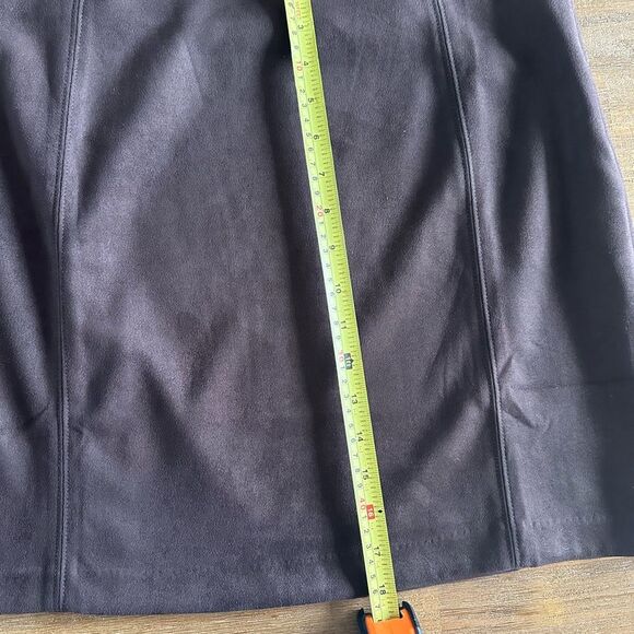 Dark Brown Suede Mini Skirt Size 4 WHBM Chocolate brown - Picture 7 of 9